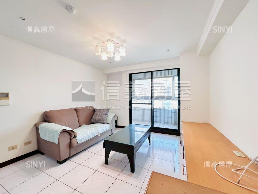 國泰瑞士花園高樓美三房房屋室內格局與周邊環境