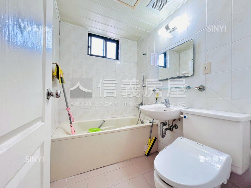 國泰瑞士花園高樓美三房房屋室內格局與周邊環境