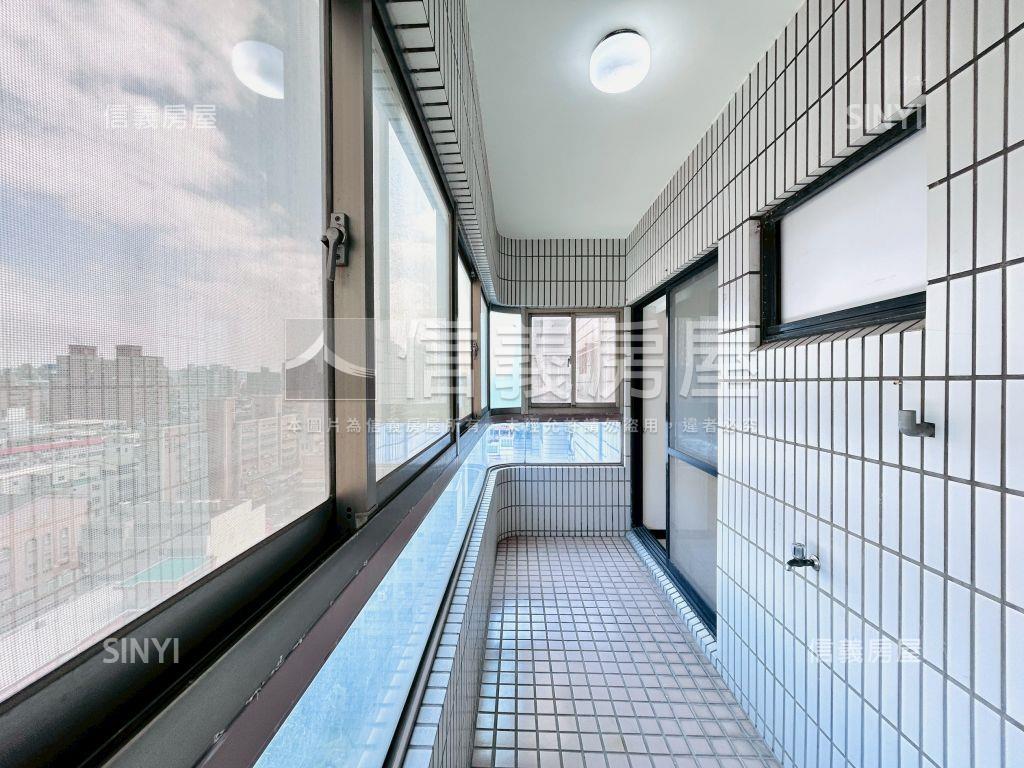 國泰瑞士花園高樓美三房房屋室內格局與周邊環境