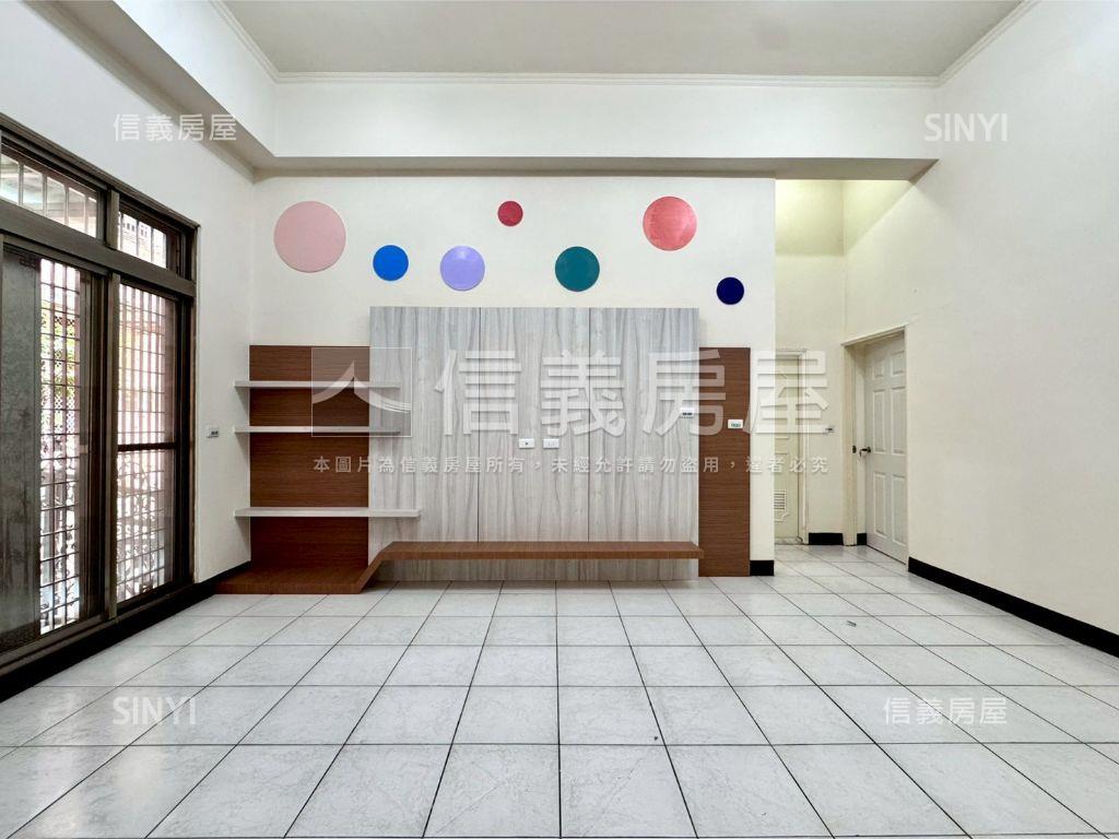 誠洲Ｅ區房屋室內格局與周邊環境