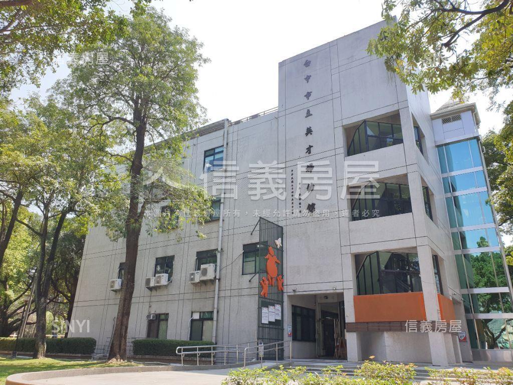 ㊣梅亭街雙面臨路角地房屋室內格局與周邊環境