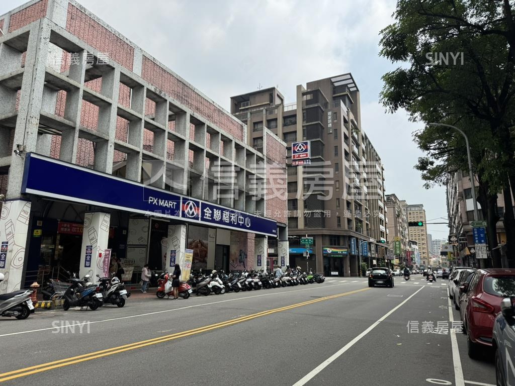北區漂亮大三房車位面公園房屋室內格局與周邊環境