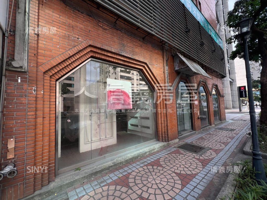 民生東稀有面寬角店房屋室內格局與周邊環境
