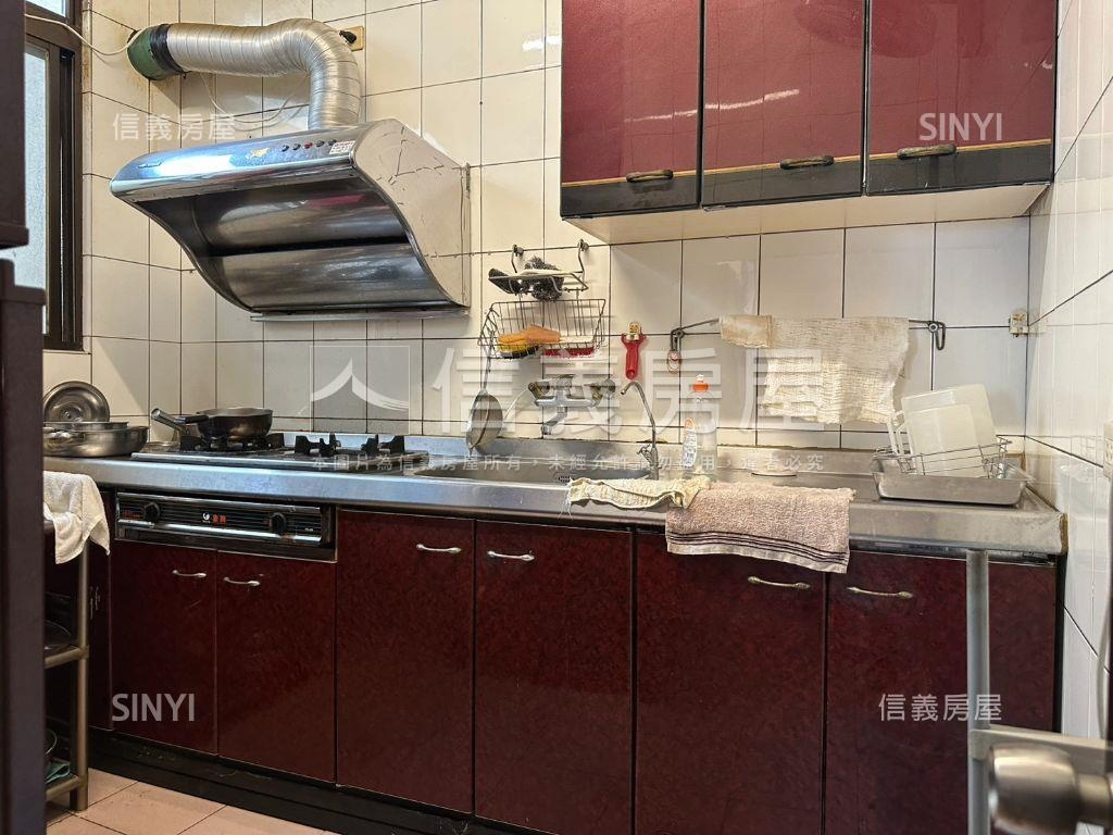介壽路一段傳家活巷透天厝房屋室內格局與周邊環境