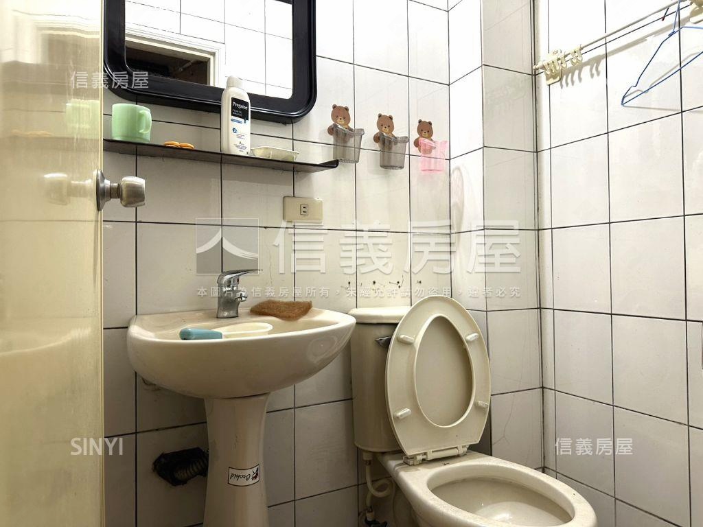 介壽路一段傳家活巷透天厝房屋室內格局與周邊環境