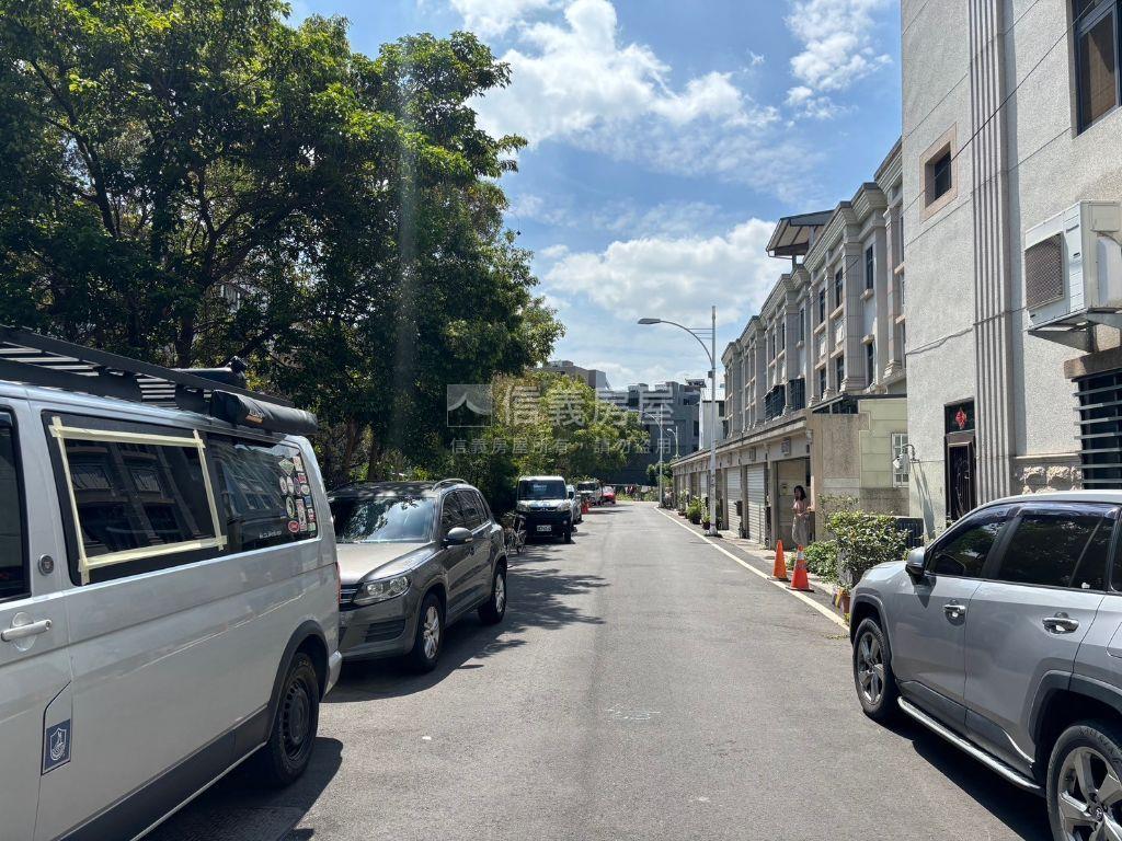 近炎峰國小約７０．４坪地房屋室內格局與周邊環境