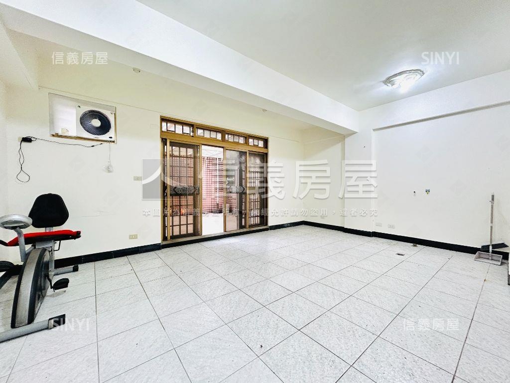 立委稀有庭院大空間房屋室內格局與周邊環境