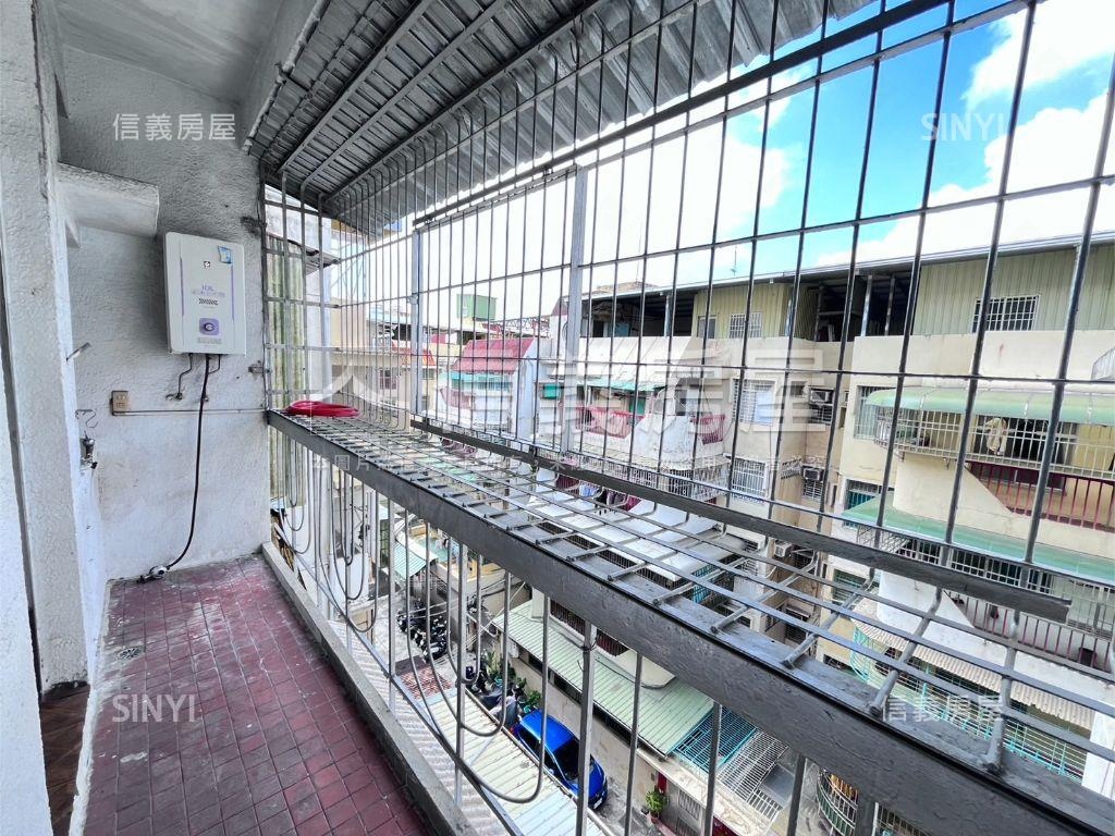 英明低總採光通風三房房屋室內格局與周邊環境