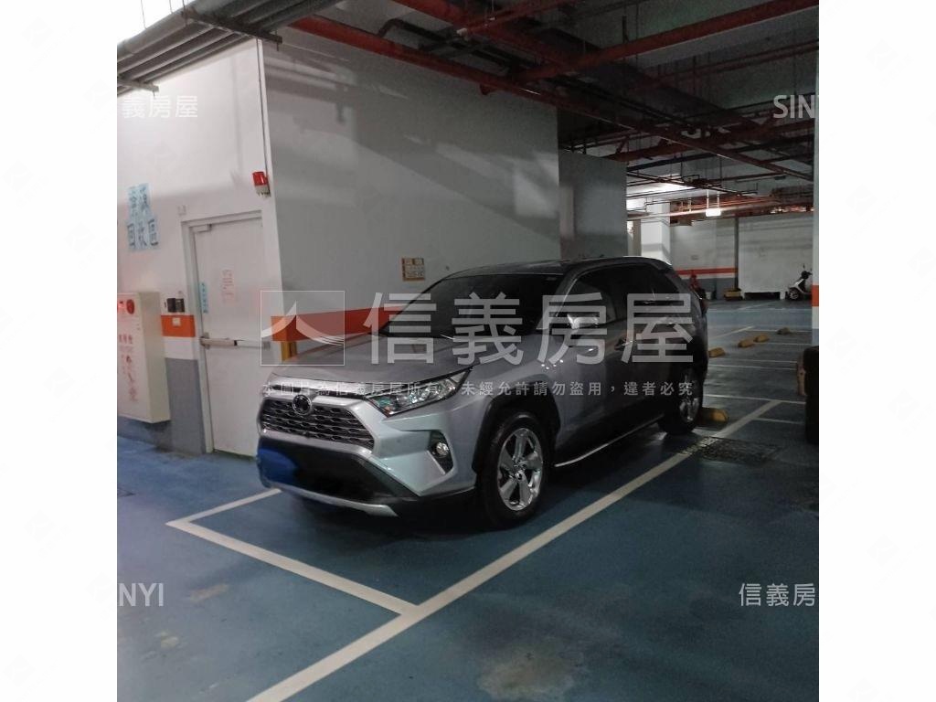 北新路三荷院臻藏三房車位房屋室內格局與周邊環境