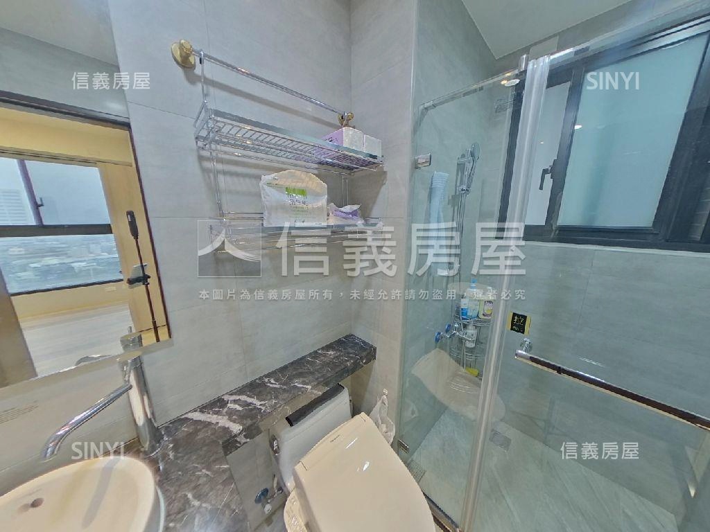 榮欣建設高雄站前美宅平車房屋室內格局與周邊環境