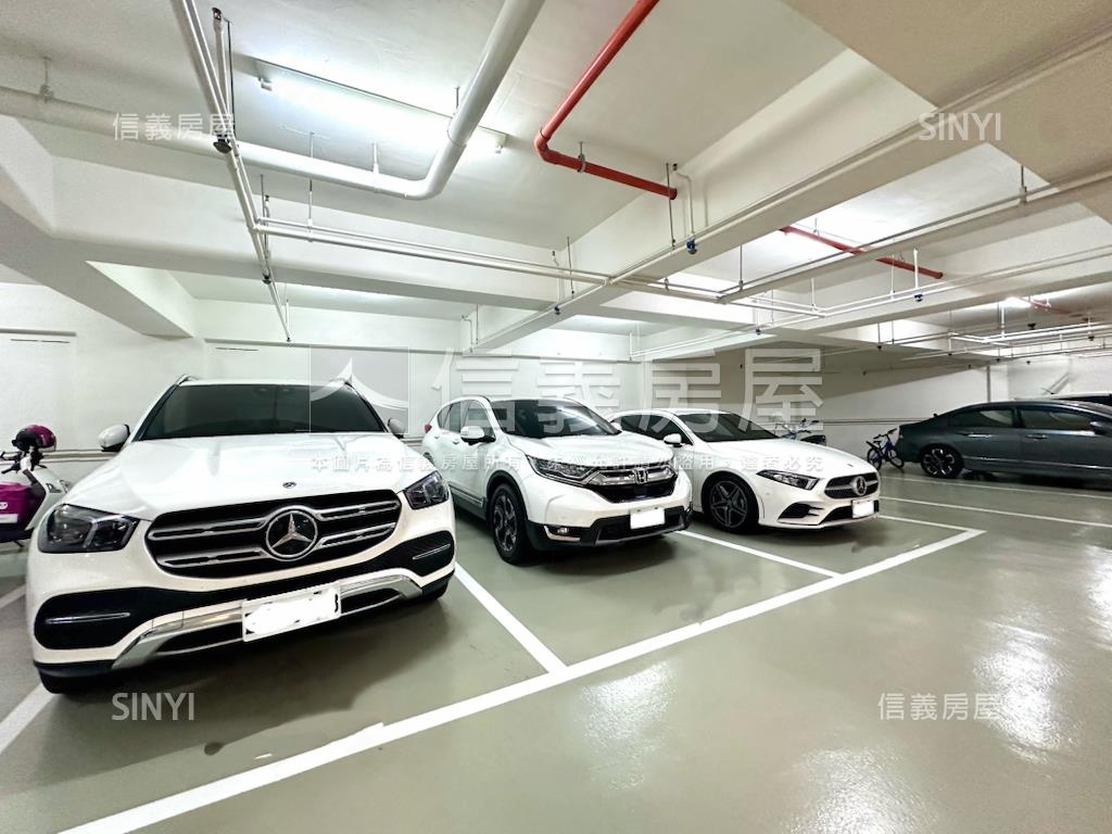 榮欣建設高雄站前美宅平車房屋室內格局與周邊環境