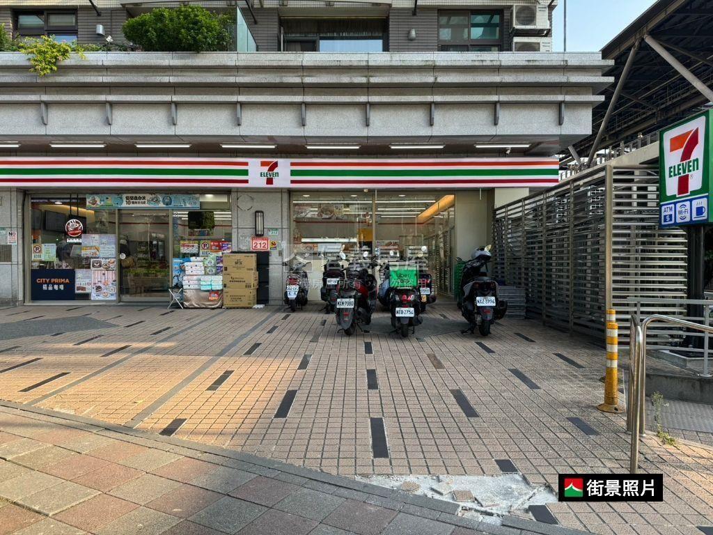四期環境清幽湖綠歐別墅房屋室內格局與周邊環境