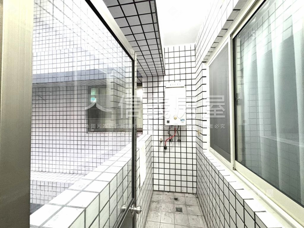 坐北朝南視野２房２衛房屋室內格局與周邊環境