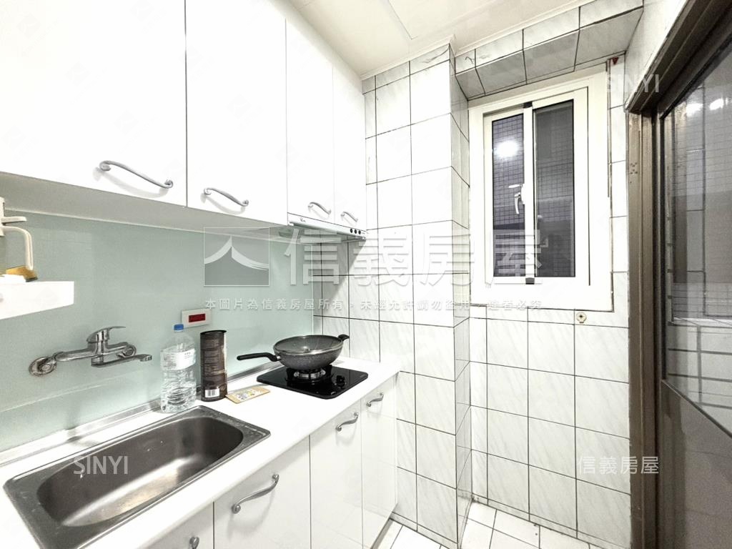 坐北朝南視野２房２衛房屋室內格局與周邊環境