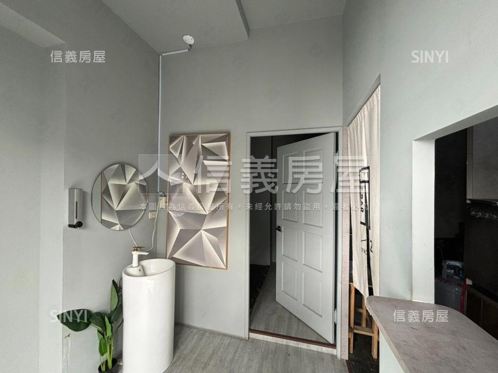 英德街面寬屋況佳角窗透店房屋室內格局與周邊環境