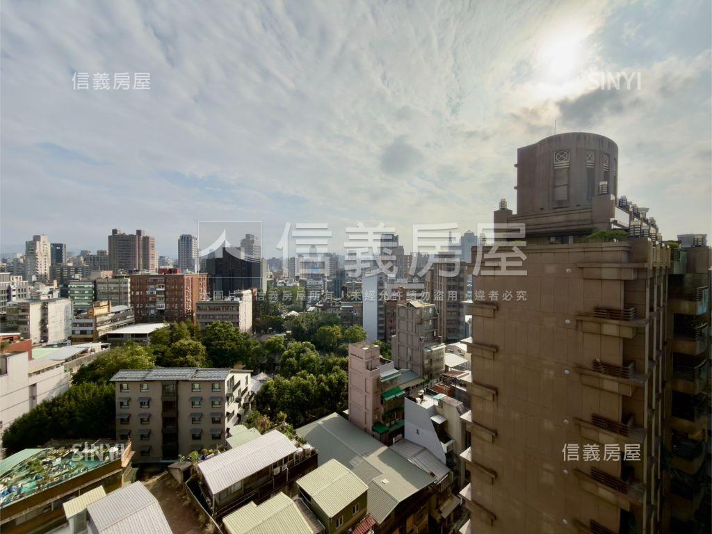 安家◆高樓景觀附坡平房屋室內格局與周邊環境