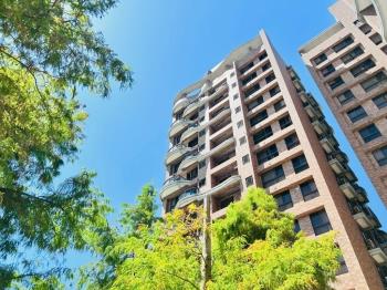 南崁溪畔．庭院戶雙車位