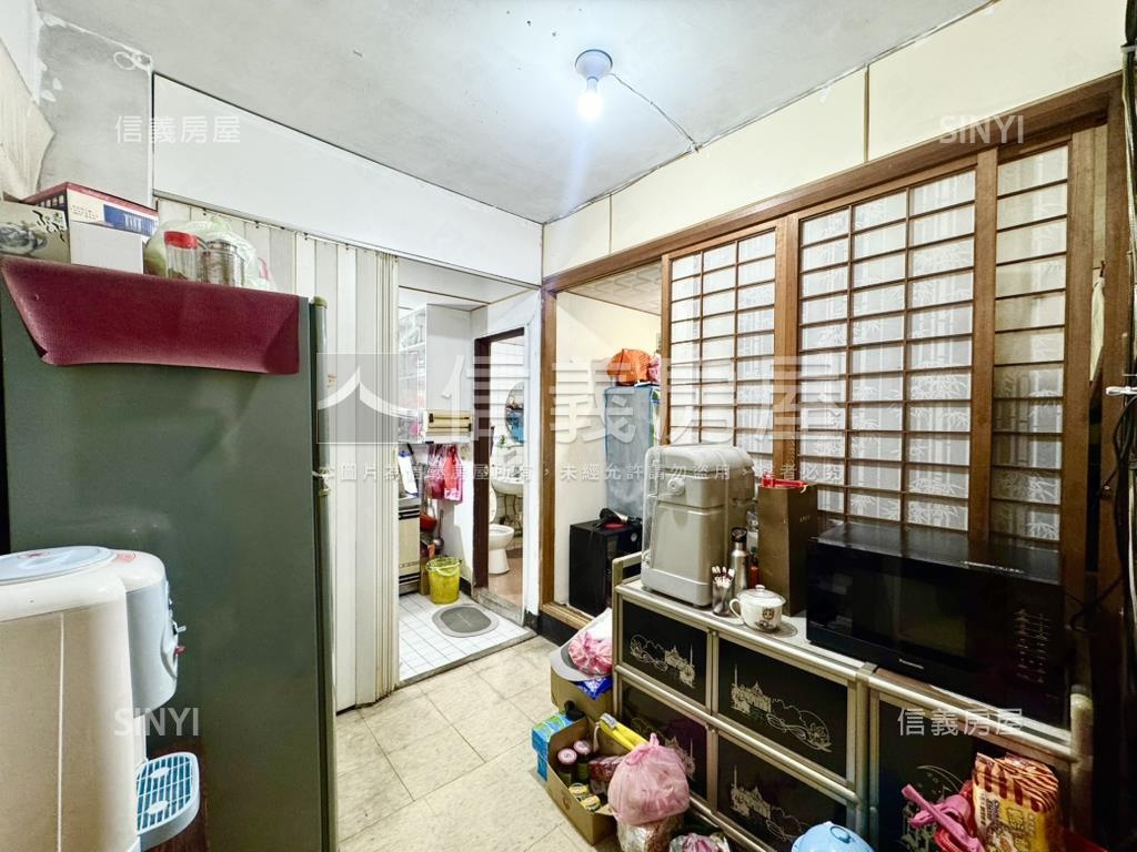 捷運丹鳳小資方正三房美寓房屋室內格局與周邊環境