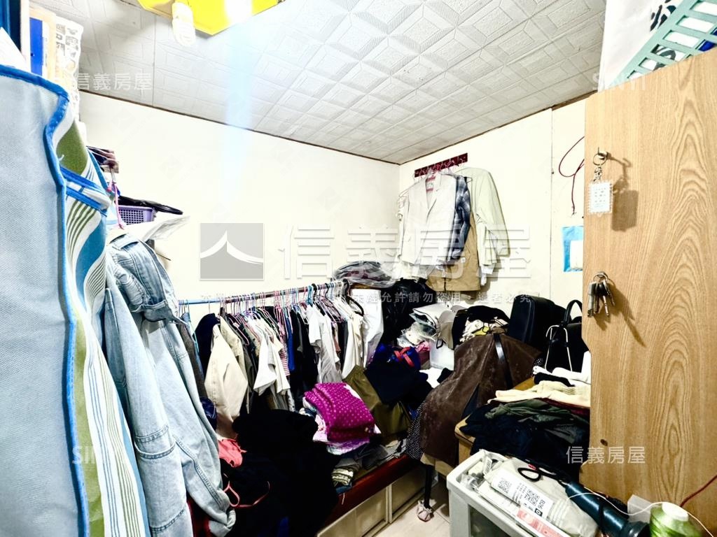 捷運丹鳳小資方正三房美寓房屋室內格局與周邊環境