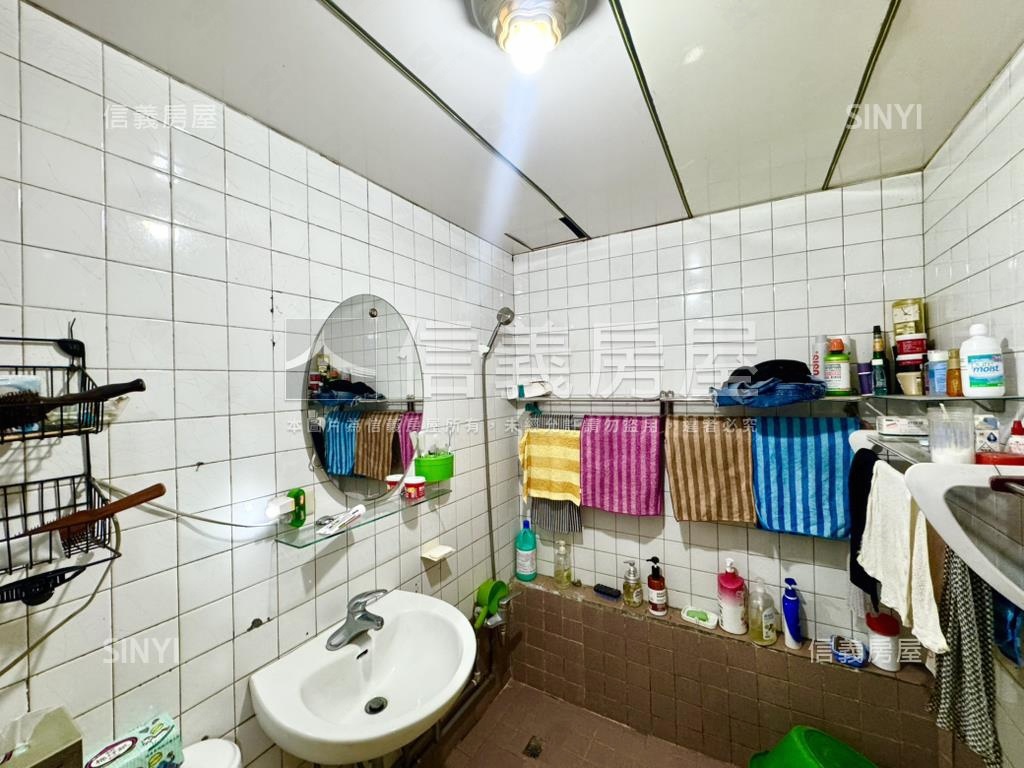 捷運丹鳳小資方正三房美寓房屋室內格局與周邊環境