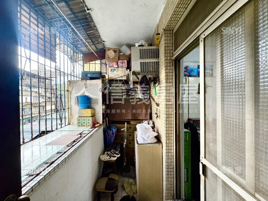 捷運丹鳳小資方正三房美寓房屋室內格局與周邊環境