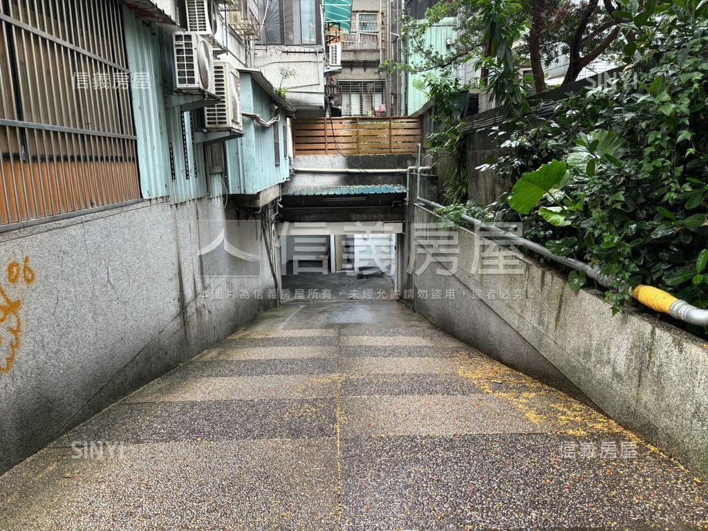 雙仁愛學區華廈邊間三房房屋室內格局與周邊環境