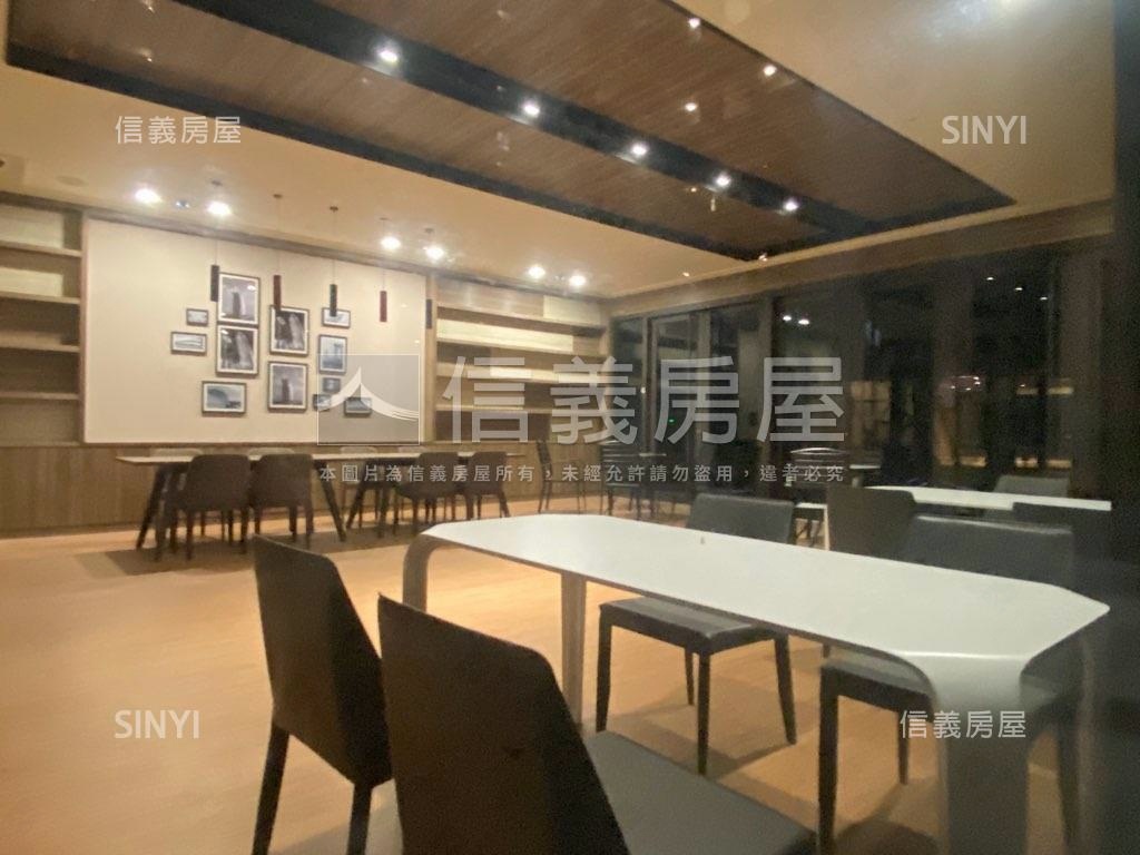 興大康橋｜次頂樓河景景觀房屋室內格局與周邊環境