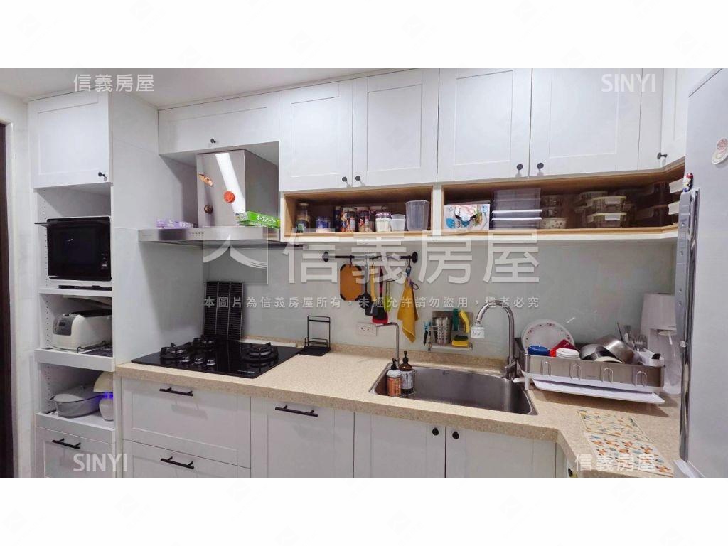 敦美苑質感美式四房＋車位房屋室內格局與周邊環境