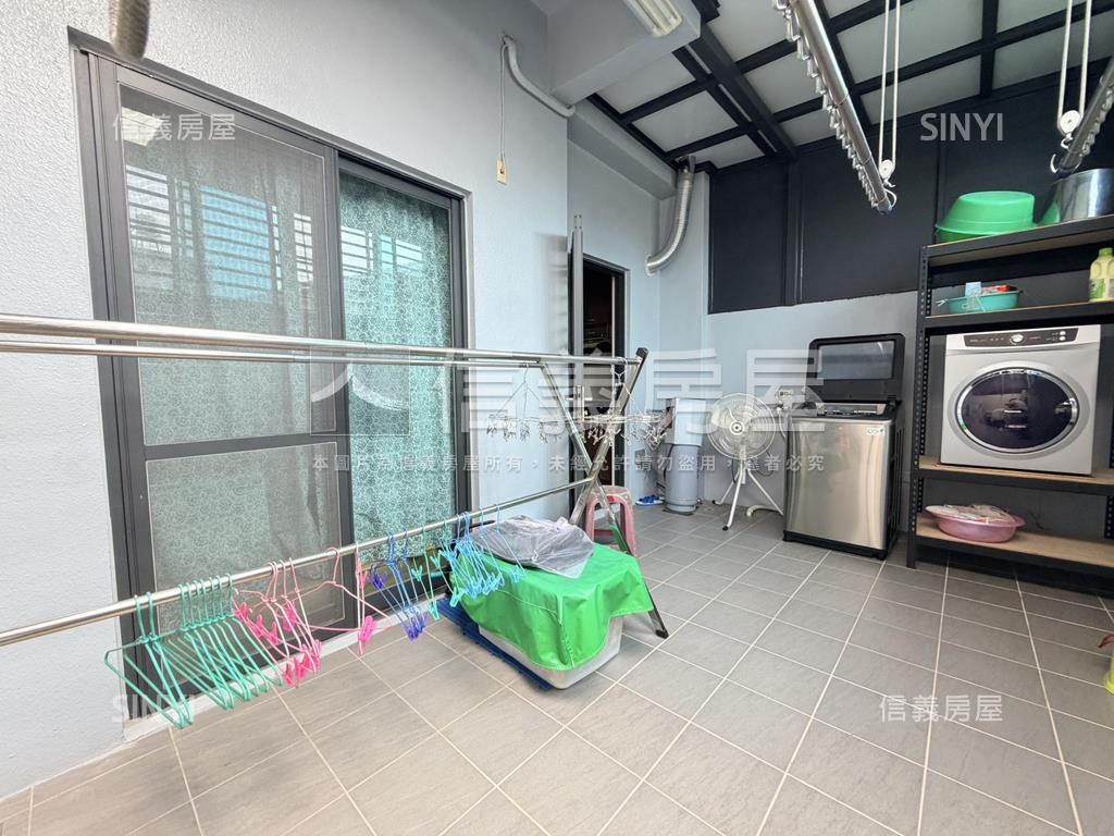 輕裝潢成家孝親車墅房屋室內格局與周邊環境