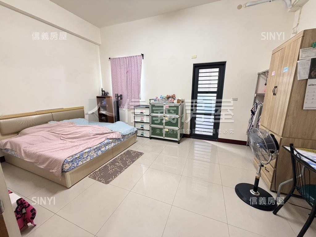 輕裝潢成家孝親車墅房屋室內格局與周邊環境