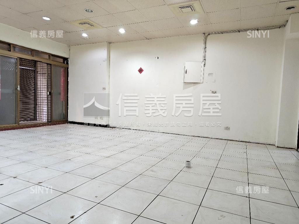九芎面寬一樓附車位房屋室內格局與周邊環境