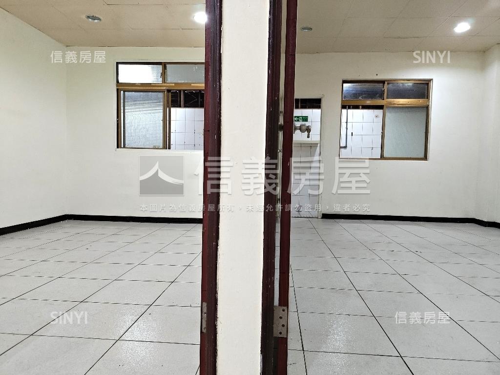 九芎面寬一樓附車位房屋室內格局與周邊環境