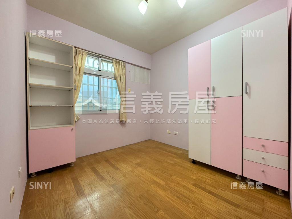 青年城３＋１房車位房屋室內格局與周邊環境
