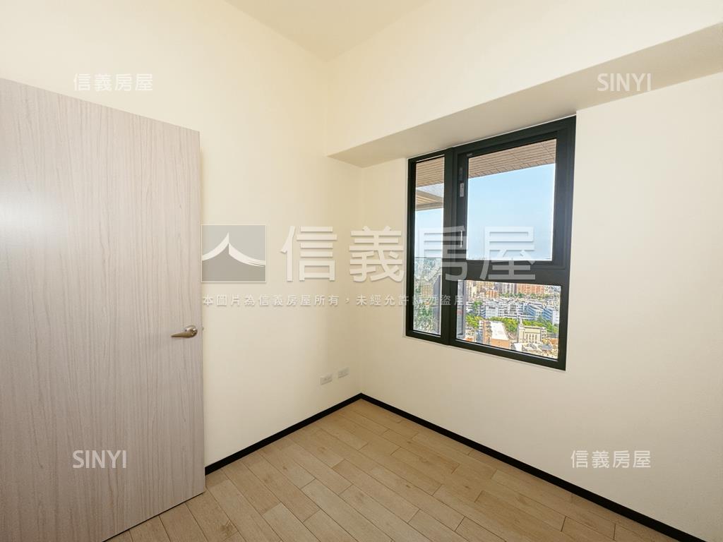 高鐵。高樓景觀三房平車房屋室內格局與周邊環境