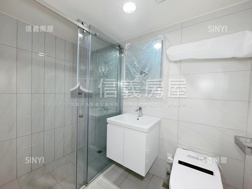 高鐵。高樓景觀三房平車房屋室內格局與周邊環境