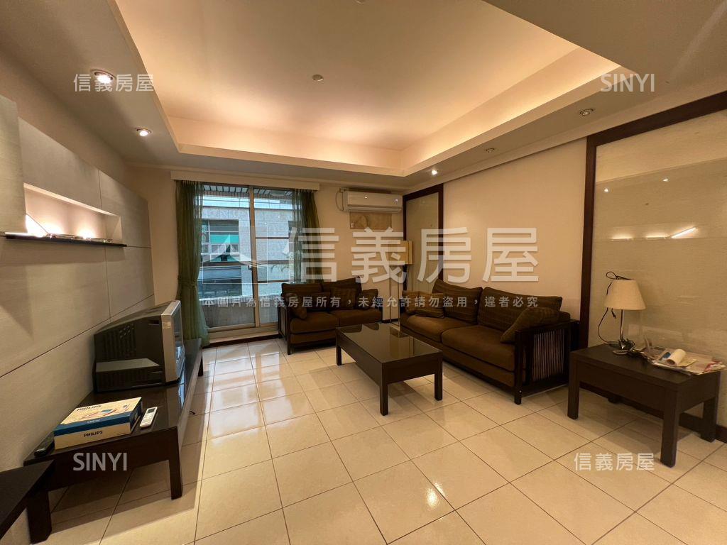 專約潤泰大家寬敞四房車位房屋室內格局與周邊環境