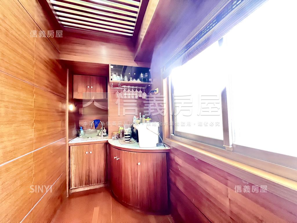 翠堤大地３＋１房平面車位房屋室內格局與周邊環境