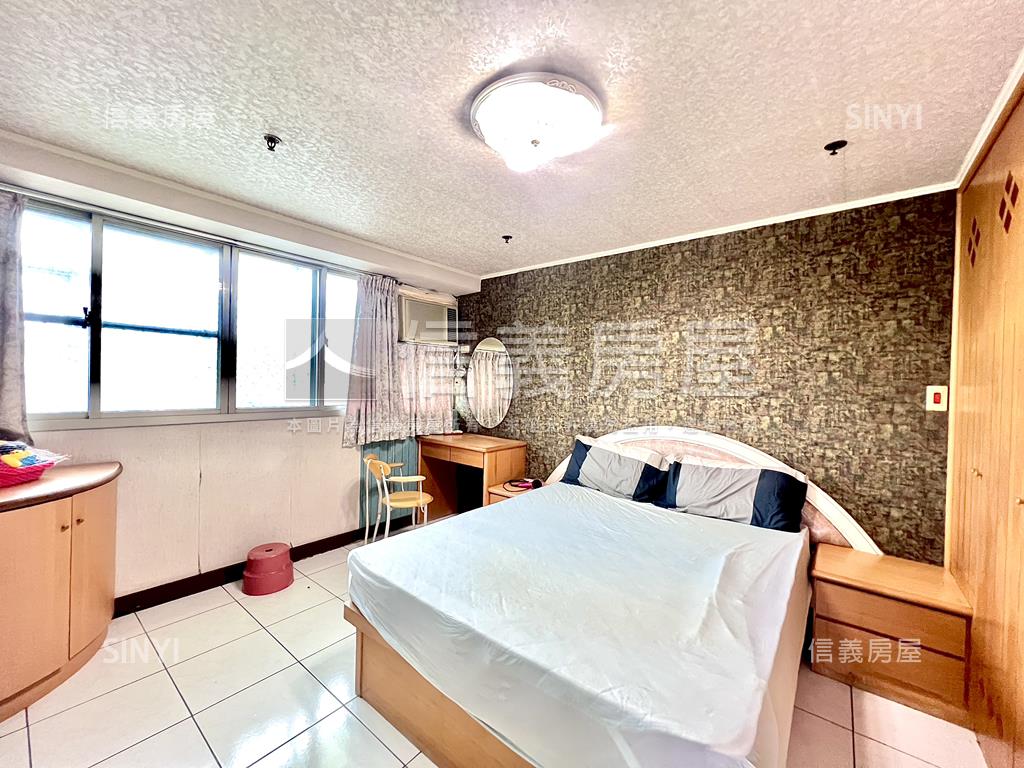 翠堤大地３＋１房平面車位房屋室內格局與周邊環境