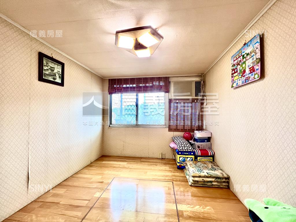 翠堤大地３＋１房平面車位房屋室內格局與周邊環境