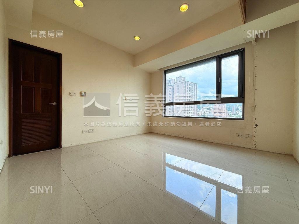 雨果文學館公園景觀雙車位房屋室內格局與周邊環境