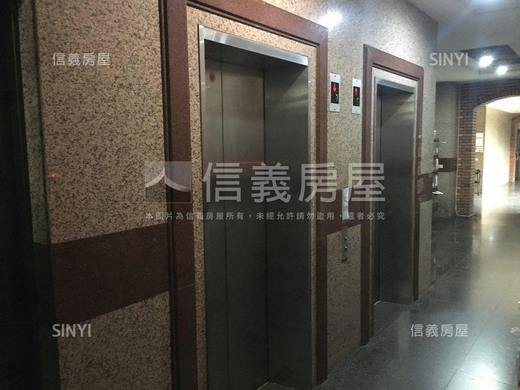 新莊１＋２樓店面房屋室內格局與周邊環境