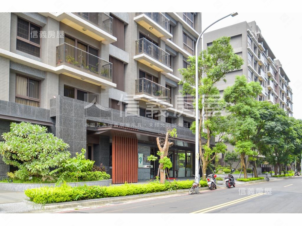 源峰寬庭兩車位三房庭院戶房屋室內格局與周邊環境