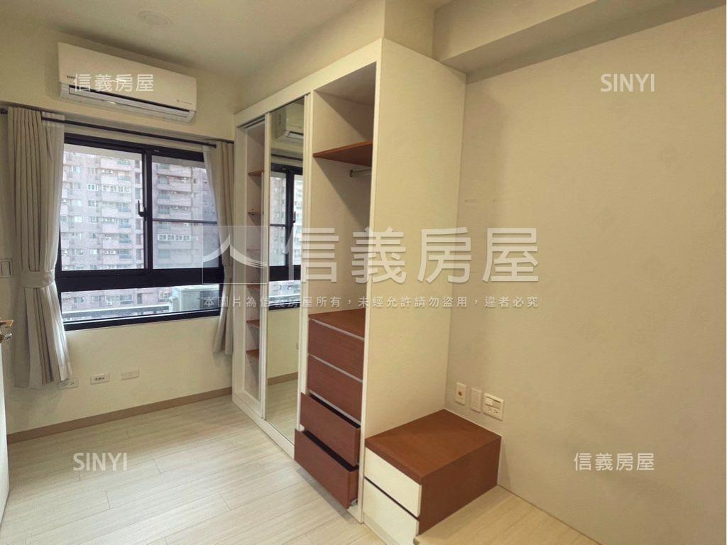 Ｍｙ鑫光燕麥色質感美屋房屋室內格局與周邊環境