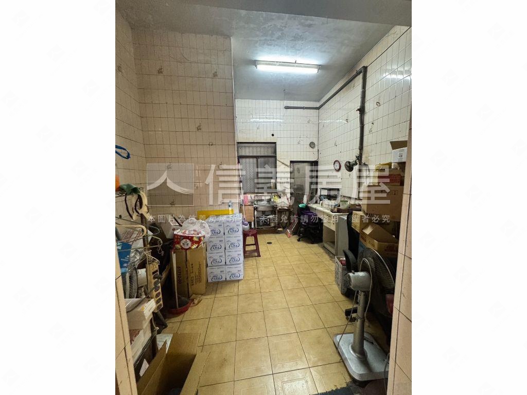 未來黃線優質學區透天金店房屋室內格局與周邊環境