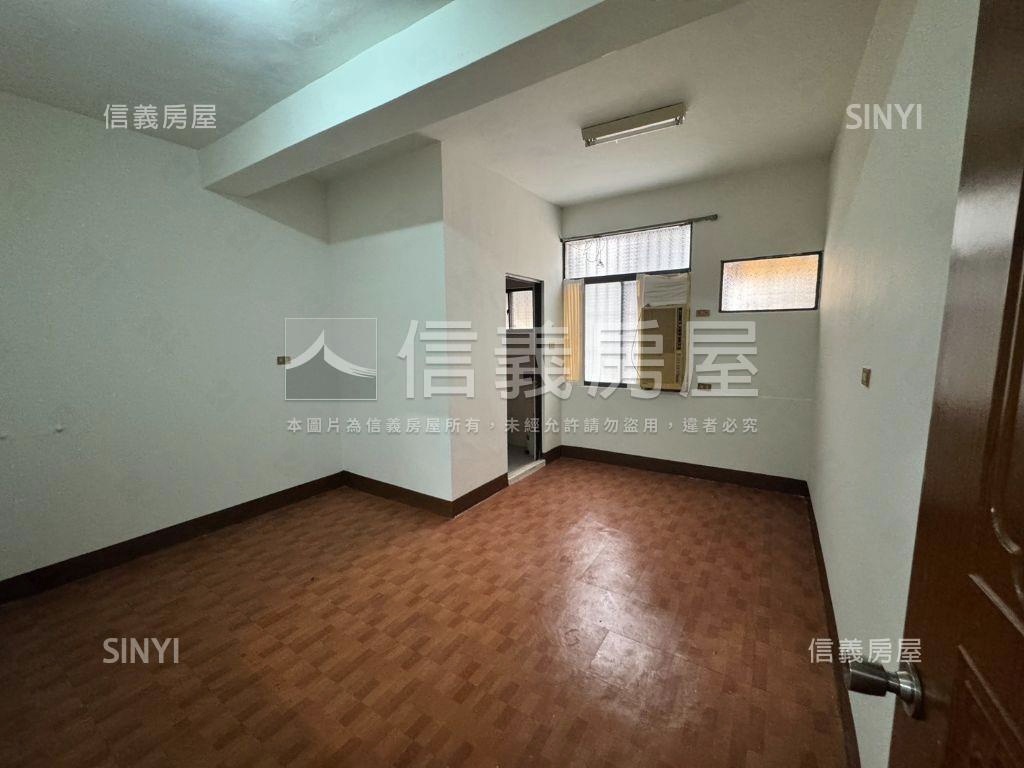 未來黃線優質學區透天金店房屋室內格局與周邊環境