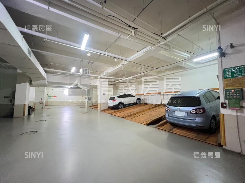 未來藍線捷運站旁大商辦房屋室內格局與周邊環境