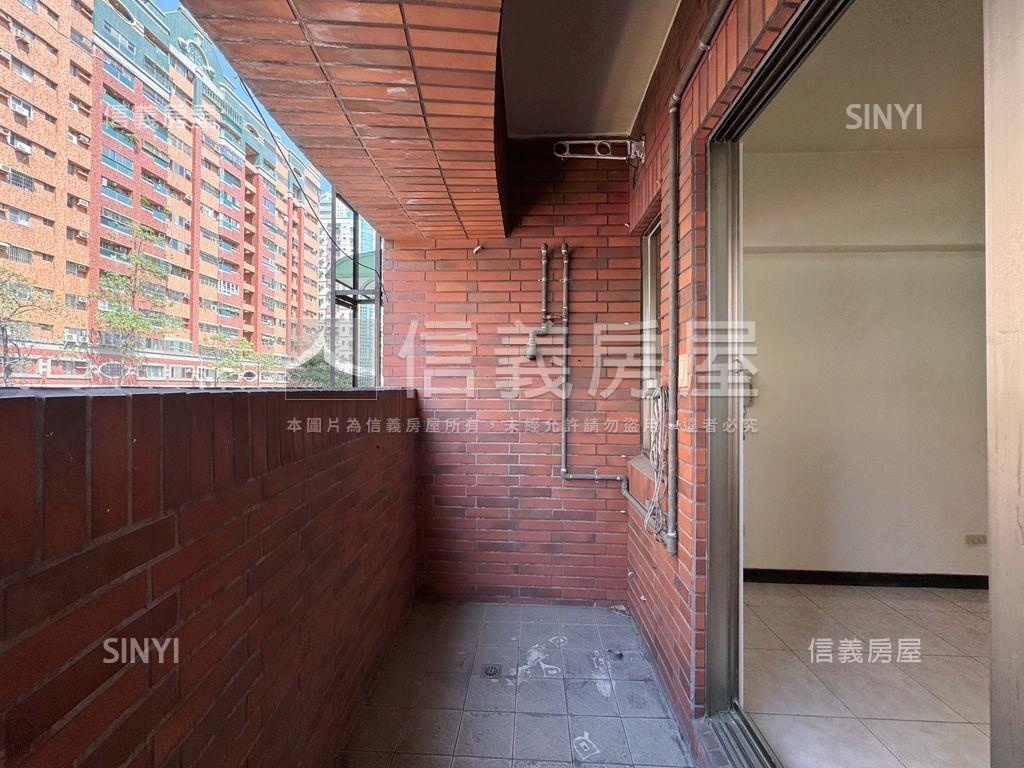 民族一路與榮佑路‧三角窗房屋室內格局與周邊環境