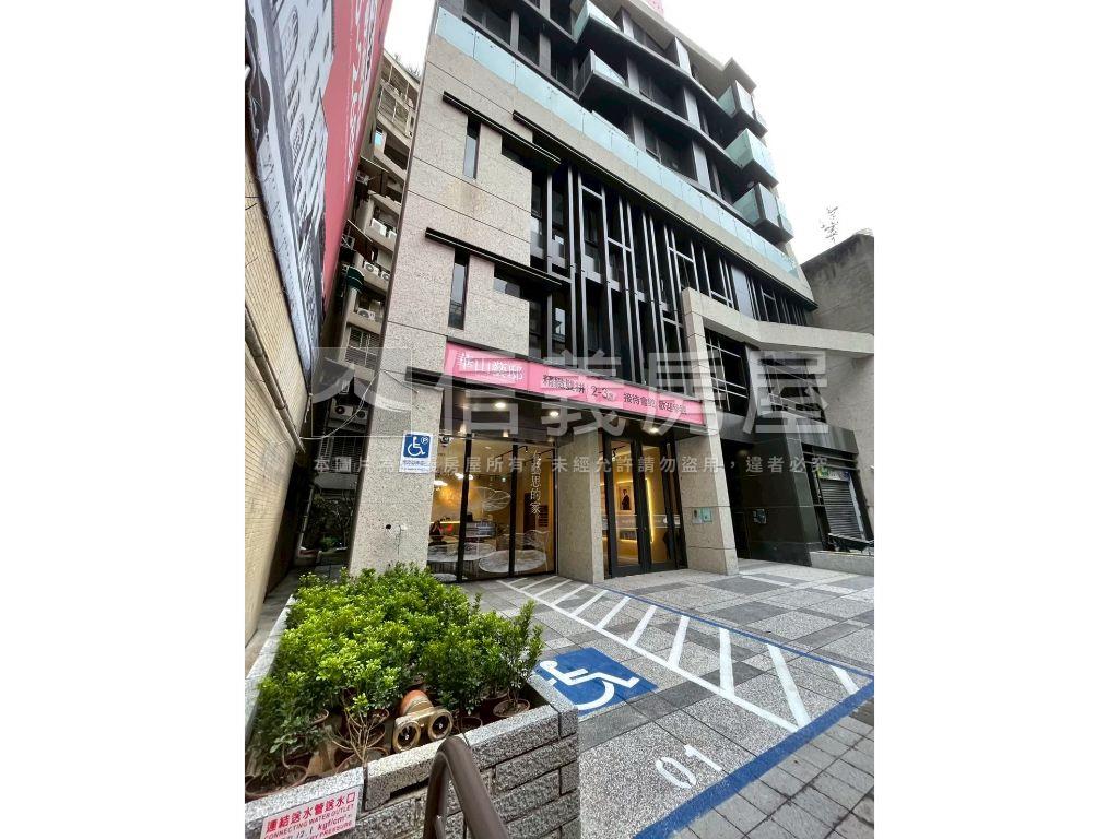 華山藝邸二樓大空間房屋室內格局與周邊環境