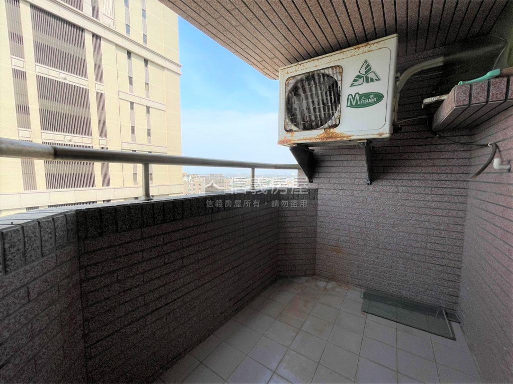 首府高樓海景三房房屋室內格局與周邊環境