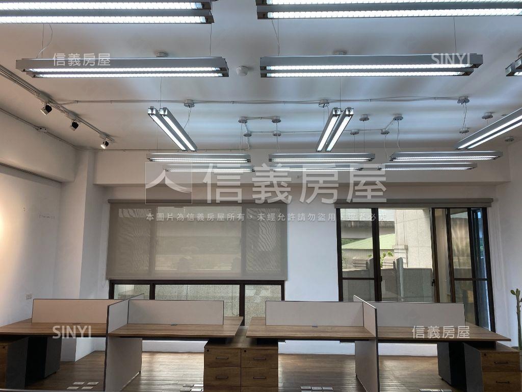 ［世界心］面中庭房屋室內格局與周邊環境
